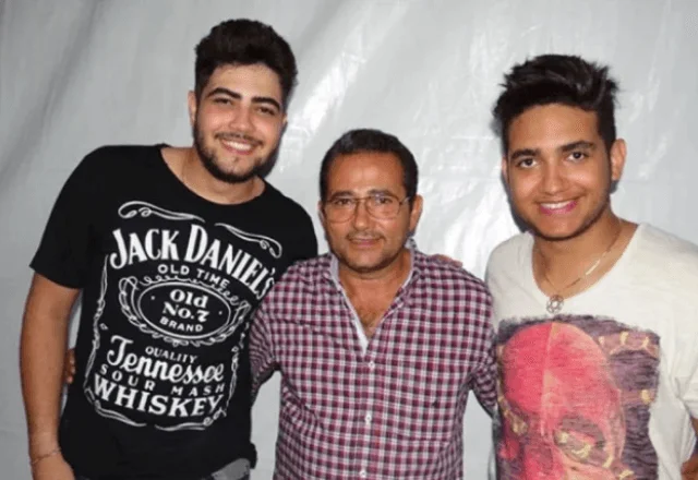 A dupla Henrique e Juliano ao lado do pai, o empresário Edson Alves dos Reis | Foto: Divulgação