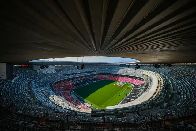 O Estádio Azteca, no México