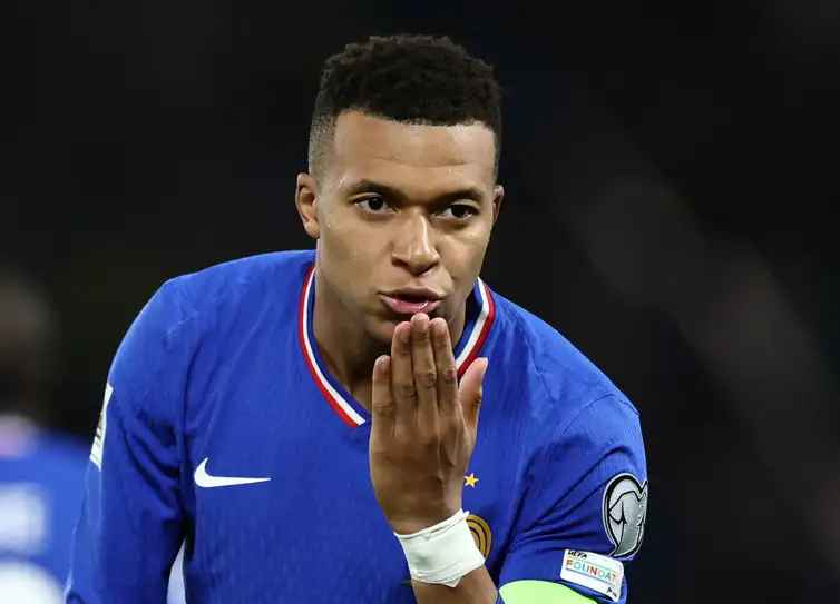 Kylian Mbappe, da França, em comemoração de gol 13 de novembro de 2025 REUTERS/Stephane Mahe/File Photo