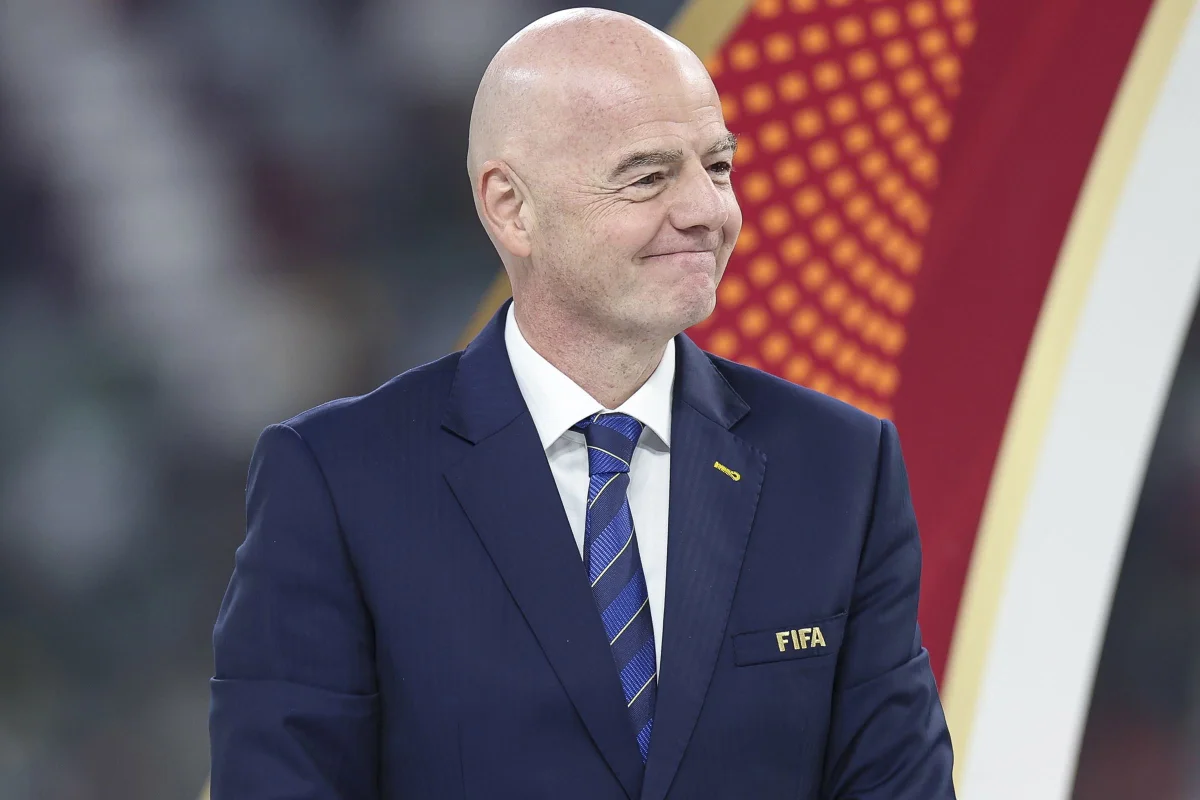 Foto colorida de Gianni Infantino, presidente da Fifa - Metrópoles